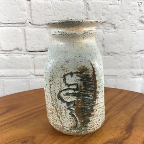 Vintage Four Sided Textured Decorative Vase - Picture 4 of 5